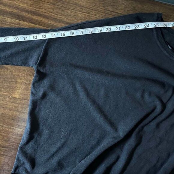 Tommy Hilfiger: Oversized Pullover Sweater, Black, X-Small - Picture 10 of 12